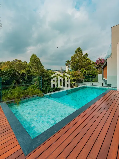 Foto 3 de Casa com 5 quartos à venda, 710m2 em Alphaville Residencial Um, Barueri - SP