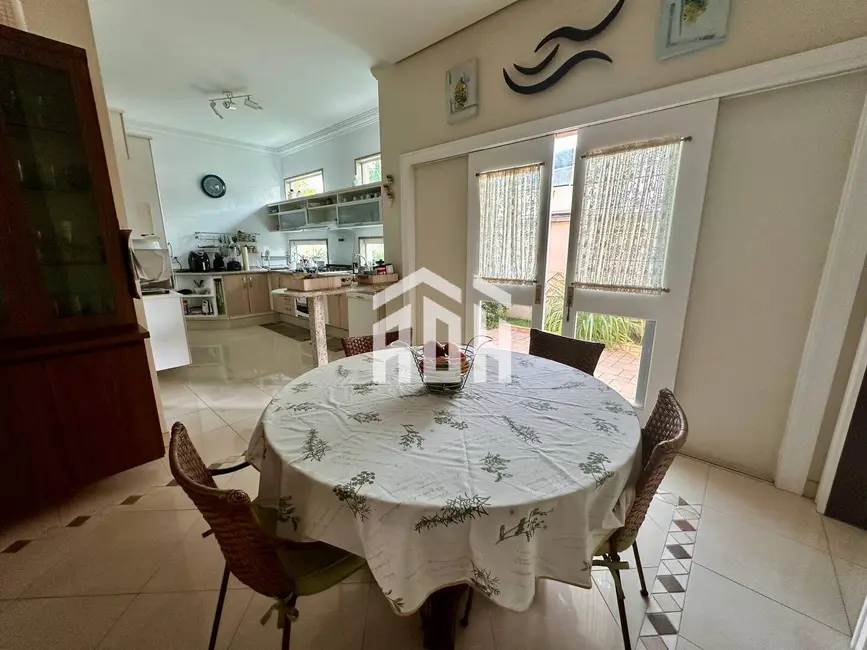 Foto 3 de Casa com 5 quartos à venda, 750m2 em Tamboré, Santana De Parnaiba - SP