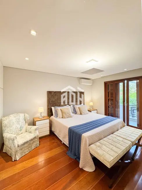 Casa com 4 quartos à venda, 385m2 em Alphaville, Santana De Parnaiba - SP - imagem 8 Foto 8 de Casa com 4 quartos à venda, 385m2 em Alphaville, Santana De Parnaiba - SP