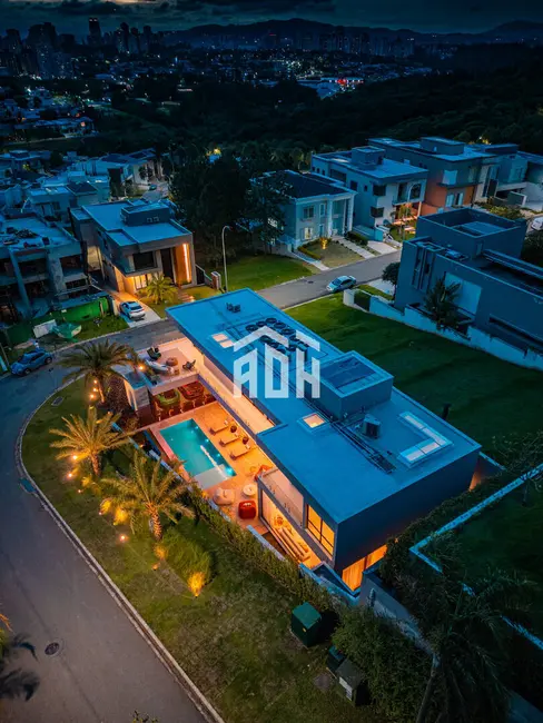 Foto 5 de Casa com 4 quartos à venda, 569m2 em Tamboré, Barueri - SP