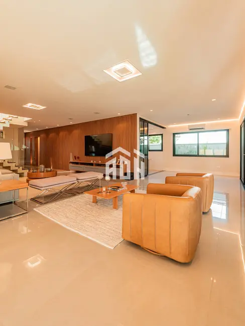 Casa com 4 quartos à venda, 728m2 em Alphaville, Santana De Parnaiba - SP - imagem 2 Foto 2 de Casa com 4 quartos à venda, 728m2 em Alphaville, Santana De Parnaiba - SP