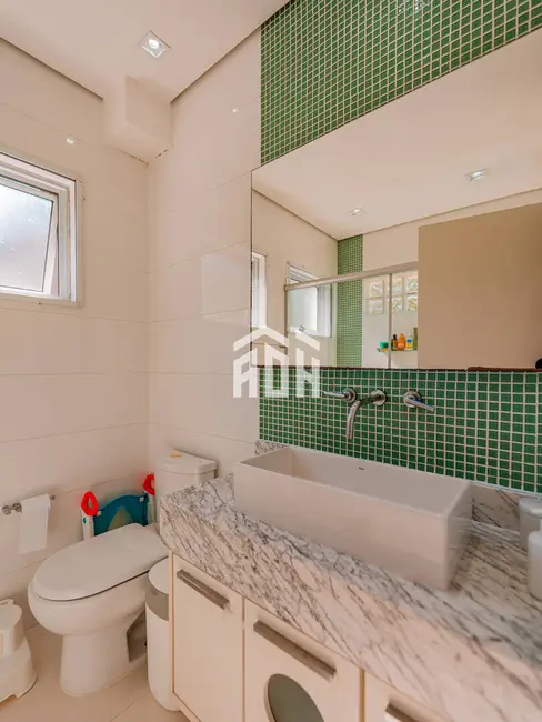 Casa com 3 quartos à venda, 307m2 em Alphaville, Santana De Parnaiba - SP - imagem 9 Foto 9 de Casa com 3 quartos à venda, 307m2 em Alphaville, Santana De Parnaiba - SP