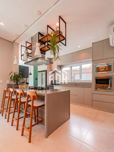 Casa com 3 quartos à venda, 307m2 em Alphaville, Santana De Parnaiba - SP - imagem 4 Foto 4 de Casa com 3 quartos à venda, 307m2 em Alphaville, Santana De Parnaiba - SP