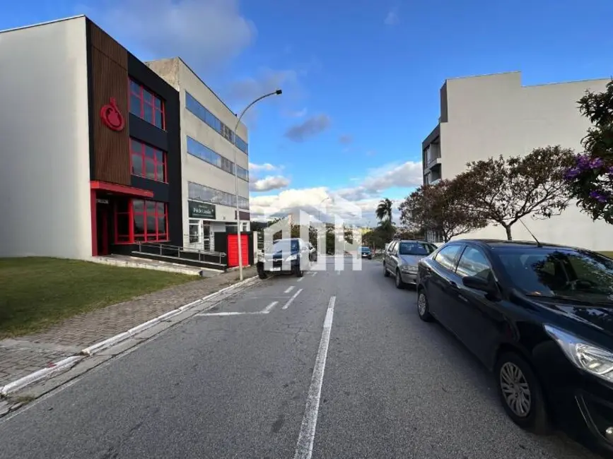 Foto 3 de Terreno / Lote à venda, 300m2 em Alphaville, Santana De Parnaiba - SP