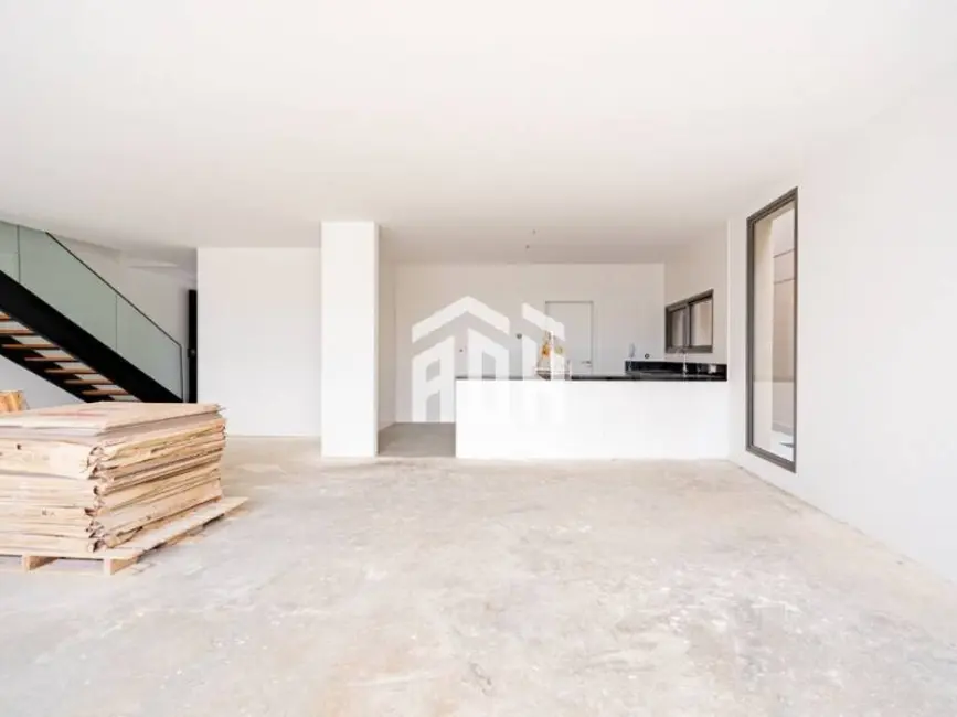 Casa com 4 quartos à venda, 310m2 em Tamboré, Barueri - SP - imagem 9 Foto 9 de Casa com 4 quartos à venda, 310m2 em Tamboré, Barueri - SP