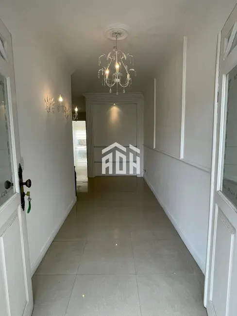 Foto 2 de Casa com 4 quartos para alugar, 385m2 em Alphaville, Santana De Parnaiba - SP