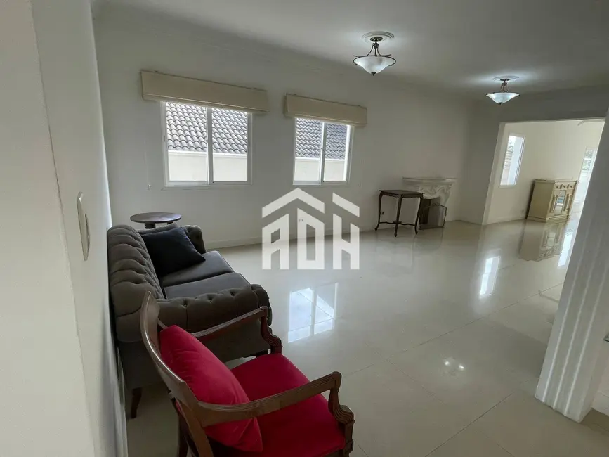 Foto 5 de Casa com 4 quartos para alugar, 385m2 em Alphaville, Santana De Parnaiba - SP