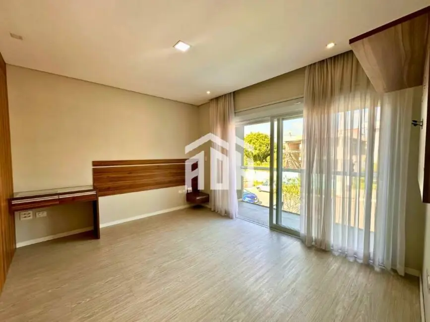 Foto 2 de Casa com 3 quartos à venda, 360m2 em Colinas de Parnaíba I, Santana De Parnaiba - SP