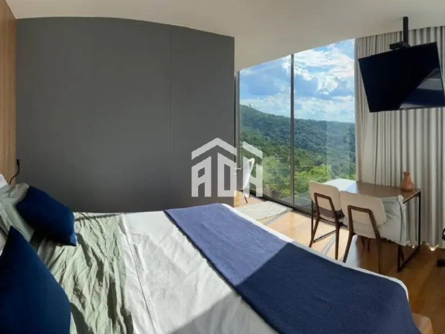 Casa com 4 quartos à venda, 450m2 em Alphaville, Santana De Parnaiba - SP - imagem 9 Foto 9 de Casa com 4 quartos à venda, 450m2 em Alphaville, Santana De Parnaiba - SP