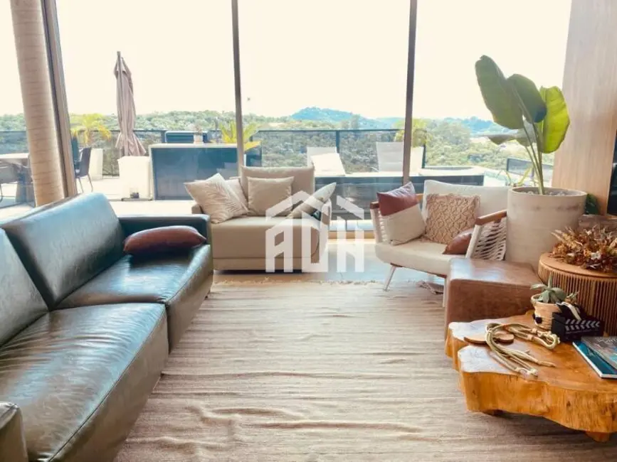 Casa com 4 quartos à venda, 450m2 em Alphaville, Santana De Parnaiba - SP - imagem 7 Foto 7 de Casa com 4 quartos à venda, 450m2 em Alphaville, Santana De Parnaiba - SP