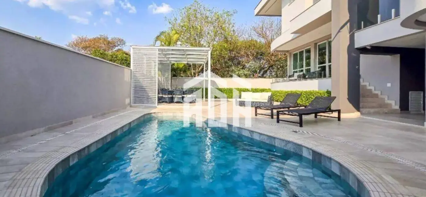 Foto 1 de Casa com 4 quartos à venda, 537m2 em Barueri - SP