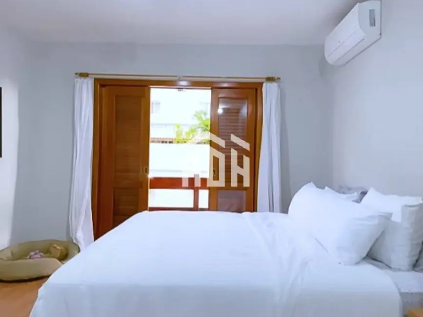 Casa com 4 quartos à venda e para alugar, 360m2 em Barueri - SP - imagem 8 Foto 8 de Casa com 4 quartos à venda e para alugar, 360m2 em Barueri - SP