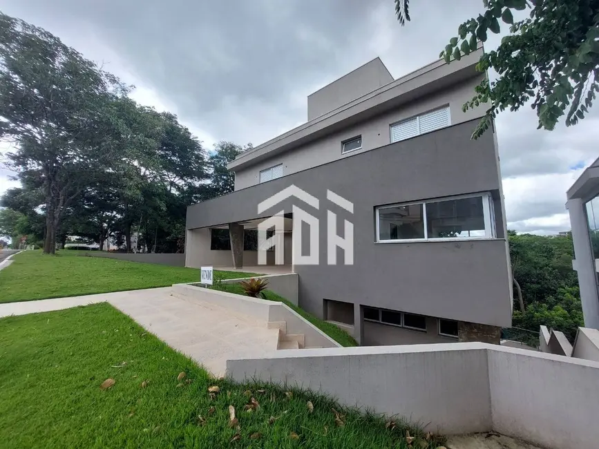 Foto 2 de Casa com 3 quartos à venda, 450m2 em Tarumã, Santana De Parnaiba - SP