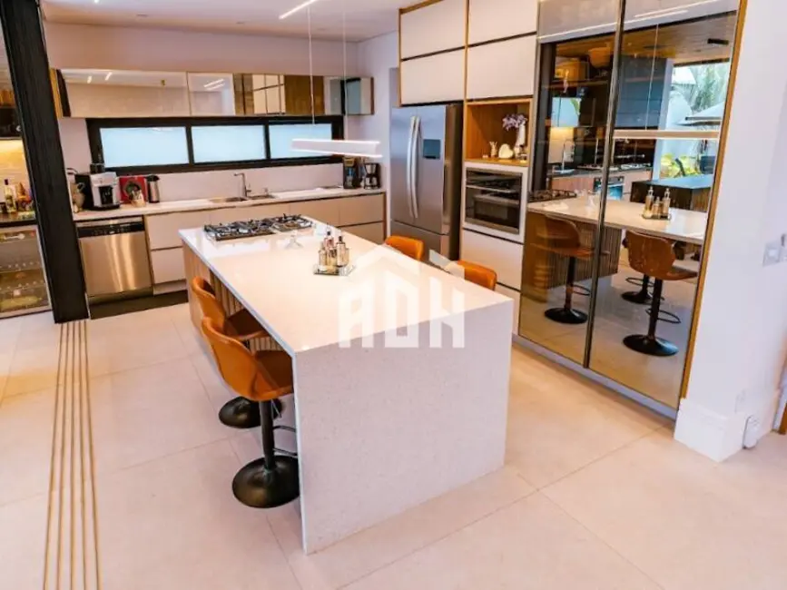 Foto 7 de Casa com 4 quartos à venda, 475m2 em Barueri - SP