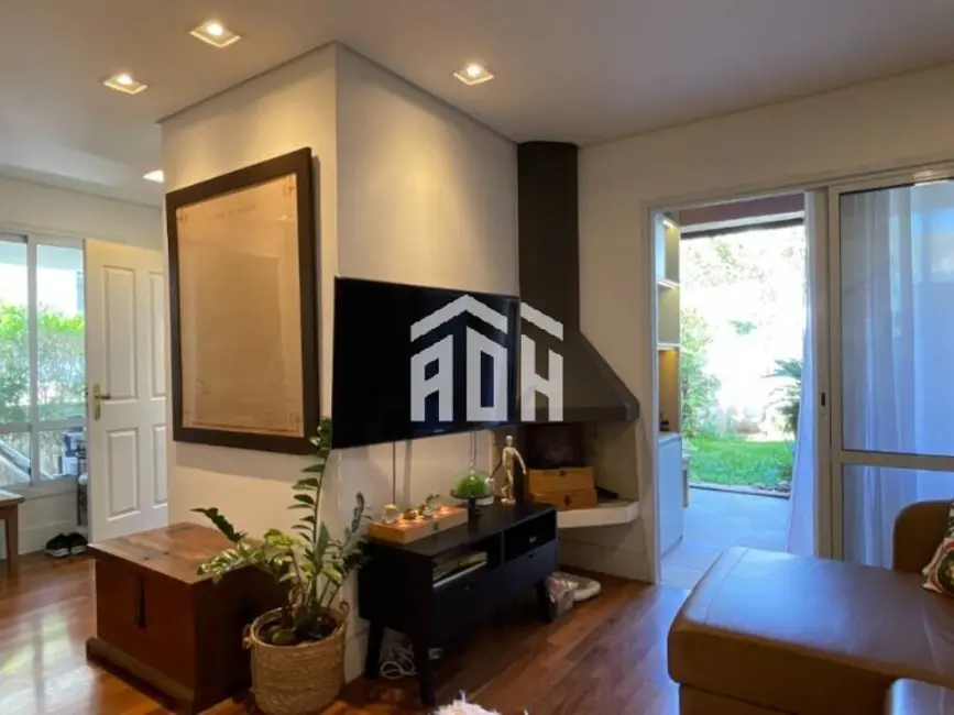 Foto 4 de Casa com 3 quartos à venda, 200m2 em Alphaville, Santana De Parnaiba - SP