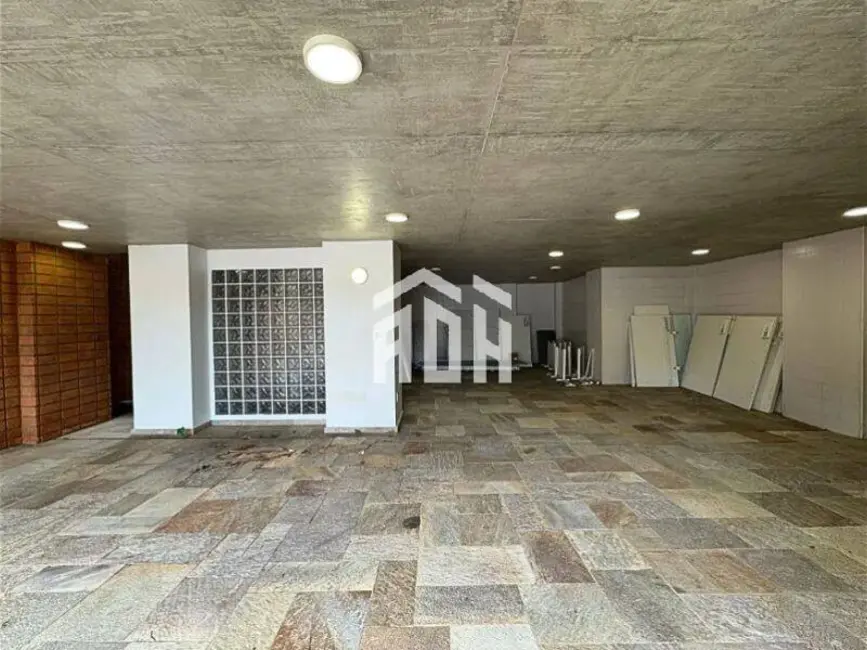 Casa com 5 quartos à venda e para alugar, 600m2 em Alphaville, Santana De Parnaiba - SP - imagem 5 Foto 5 de Casa com 5 quartos à venda e para alugar, 600m2 em Alphaville, Santana De Parnaiba - SP