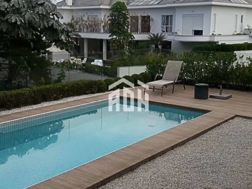Casa com 3 quartos à venda, 424m2 em Alphaville, Santana De Parnaiba - SP - imagem 3 Foto 3 de Casa com 3 quartos à venda, 424m2 em Alphaville, Santana De Parnaiba - SP