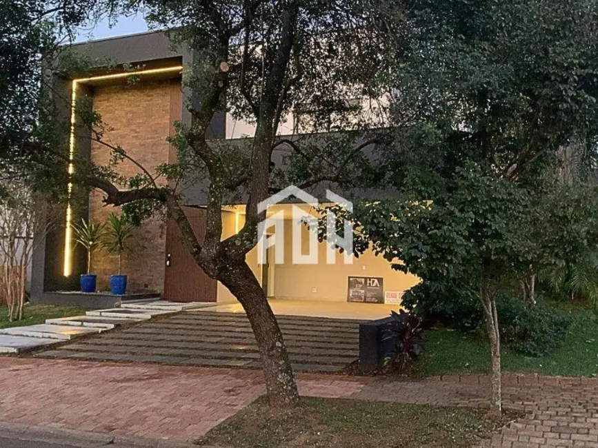 Casa com 4 quartos à venda, 465m2 em Alphaville, Santana De Parnaiba - SP - imagem 1 Foto 1 de Casa com 4 quartos à venda, 465m2 em Alphaville, Santana De Parnaiba - SP