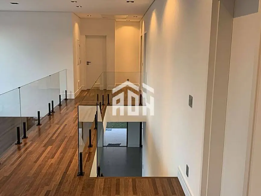 Casa com 4 quartos à venda, 465m2 em Alphaville, Santana De Parnaiba - SP - imagem 5 Foto 5 de Casa com 4 quartos à venda, 465m2 em Alphaville, Santana De Parnaiba - SP