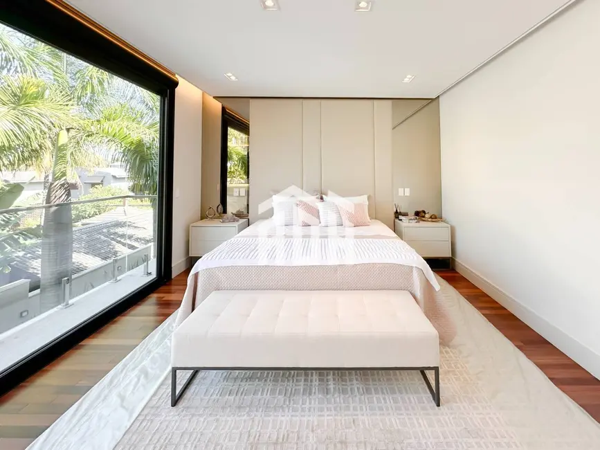 Foto 6 de Casa com 5 quartos à venda, 1200m2 em Alphaville Residencial Dois, Barueri - SP