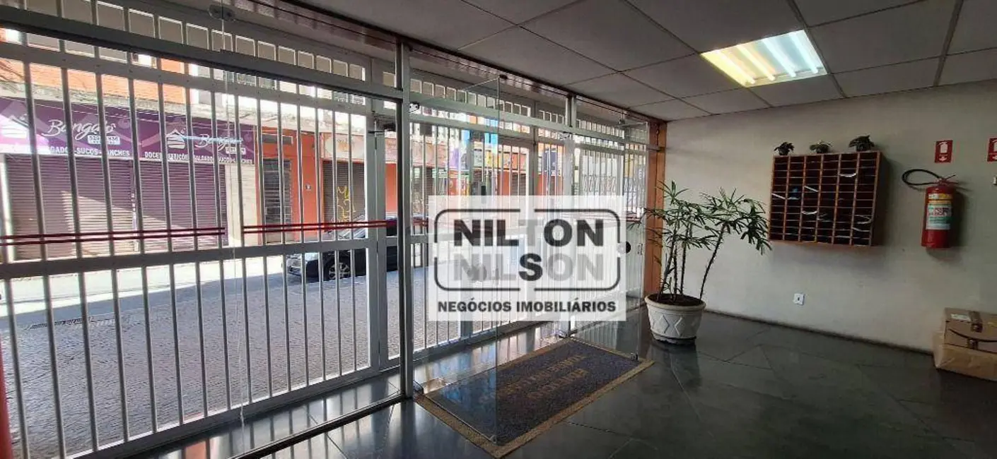 Foto 3 de Apartamento com 1 quarto para alugar, 45m2 em Vila Itapura, Campinas - SP