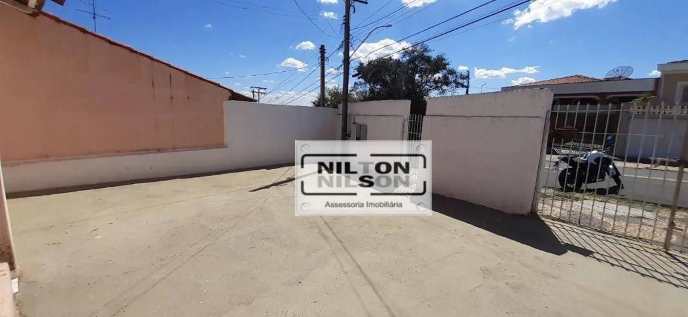 Foto 2 de Casa com 2 quartos à venda e para alugar, 250m2 em Jardim Leonor, Campinas - SP