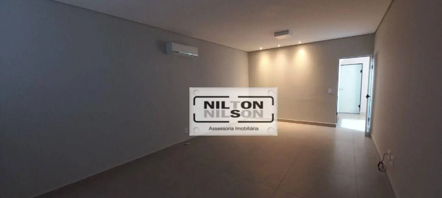 Sala Comercial para alugar, 28m2 em Nova Campinas, Campinas - SP - imagem 3 Foto 3 de Sala Comercial para alugar, 28m2 em Nova Campinas, Campinas - SP