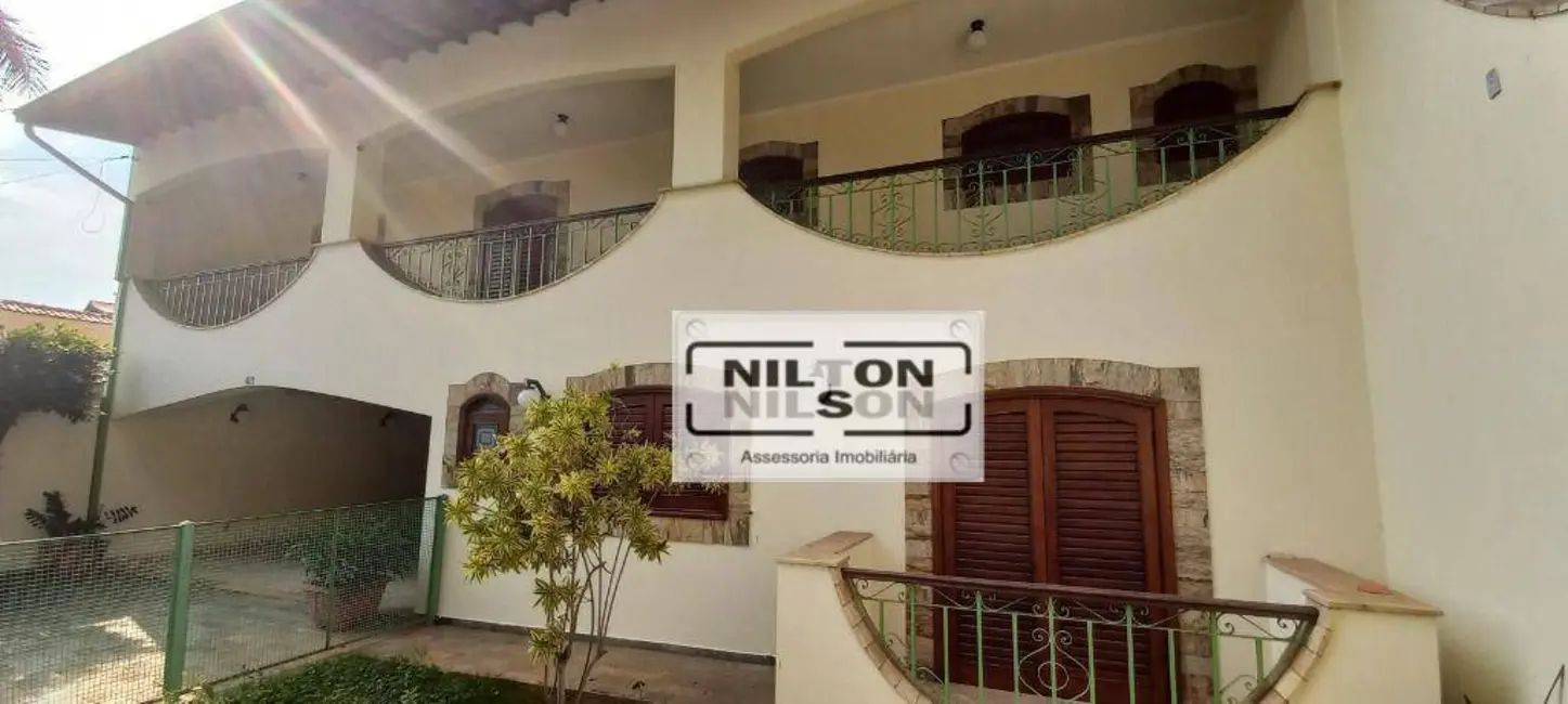 Casa com 3 quartos à venda, 343m2 em Jardim Guarani, Campinas - SP - imagem 2 Foto 2 de Casa com 3 quartos à venda, 343m2 em Jardim Guarani, Campinas - SP