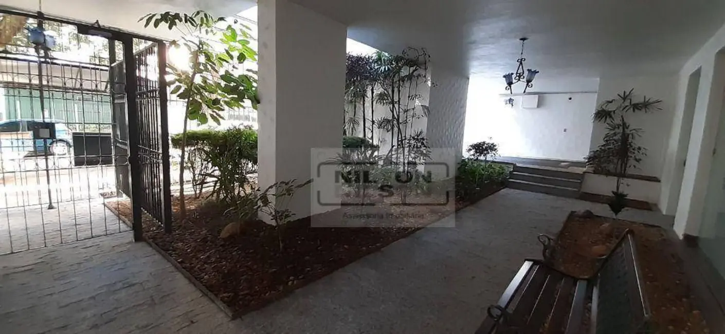 Apartamento com 3 quartos à venda, 135m2 em Vila Itapura, Campinas - SP - imagem 4 Foto 4 de Apartamento com 3 quartos à venda, 135m2 em Vila Itapura, Campinas - SP