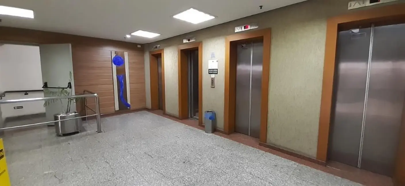 Sala Comercial à venda, 37m2 em Centro, Campinas - SP - imagem 3 Foto 3 de Sala Comercial à venda, 37m2 em Centro, Campinas - SP