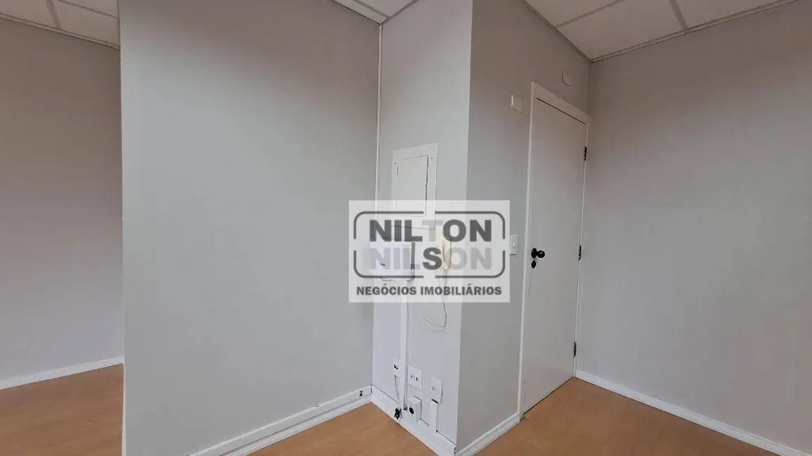 Foto 9 de Sala Comercial para alugar, 46m2 em Cambuí, Campinas - SP