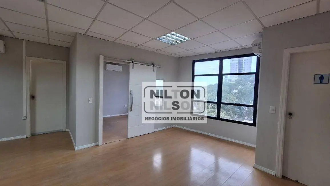 Foto 3 de Sala Comercial para alugar, 46m2 em Cambuí, Campinas - SP