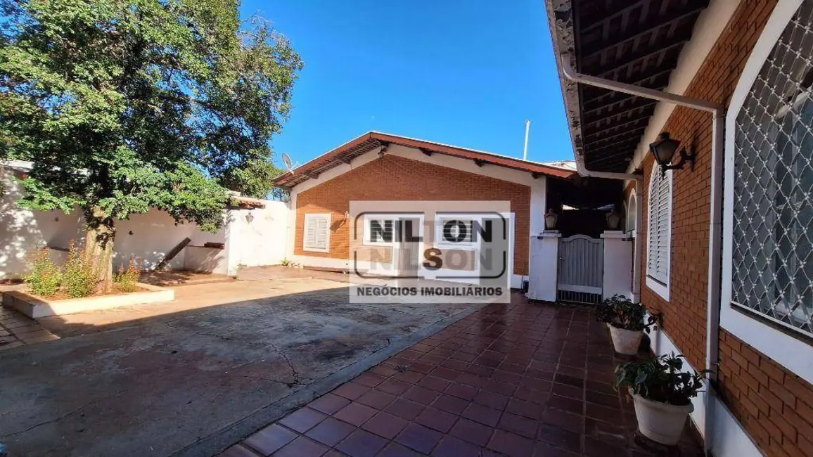 Foto 2 de Casa com 3 quartos à venda e para alugar, 1200m2 em Jardim Chapadão, Campinas - SP