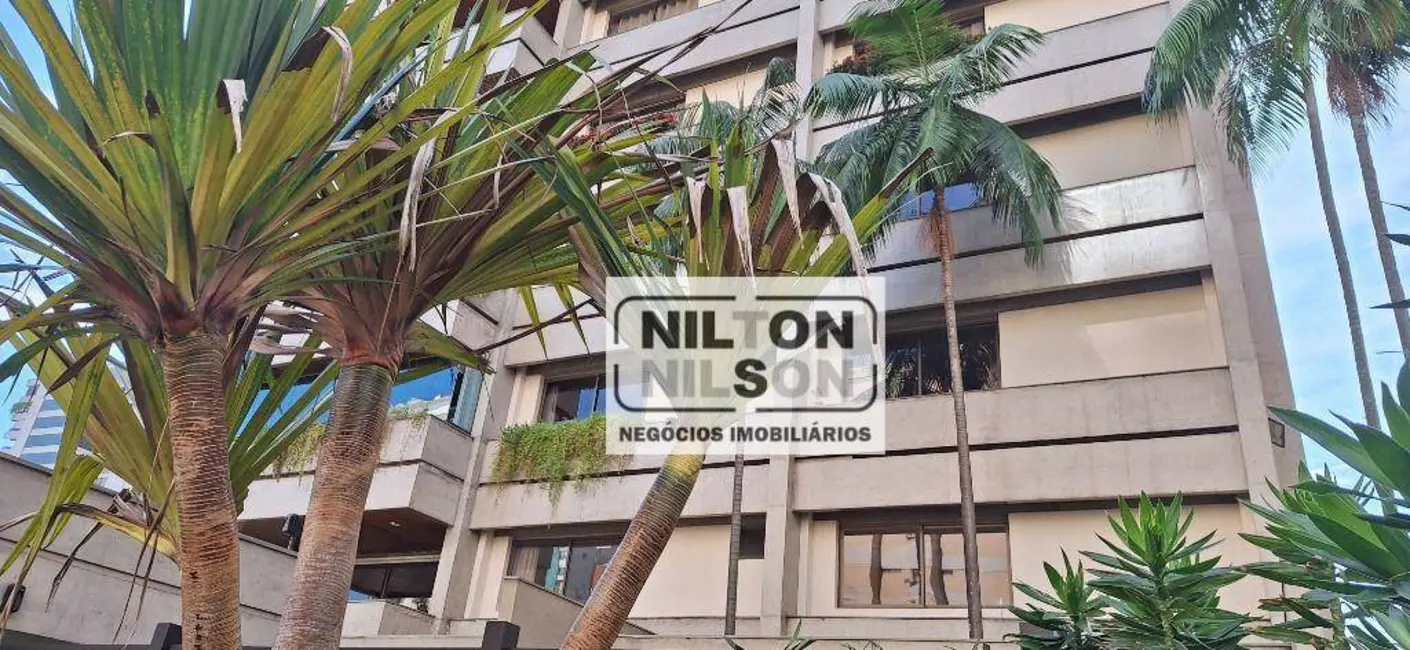 Apartamento com 4 quartos à venda e para alugar, 300m2 em Cambuí, Campinas - SP - imagem 2 Foto 2 de Apartamento com 4 quartos à venda e para alugar, 300m2 em Cambuí, Campinas - SP