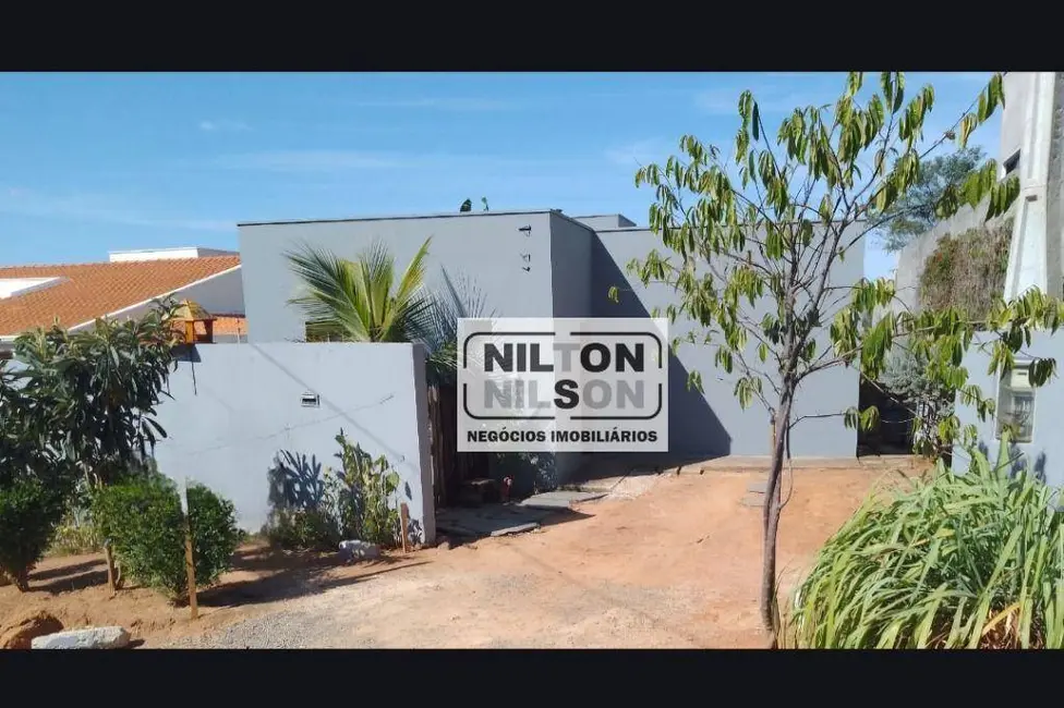 Casa com 2 quartos à venda, 288m2 em Vila Bourbon (Sousas), Campinas - SP - imagem 1 Foto 1 de Casa com 2 quartos à venda, 288m2 em Vila Bourbon (Sousas), Campinas - SP