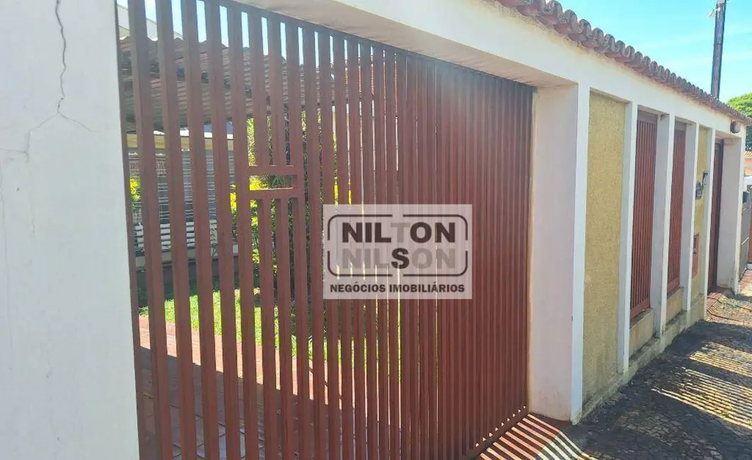 Casa com 3 quartos à venda, 447m2 em Jardim Chapadão, Campinas - SP - imagem 1 Foto 1 de Casa com 3 quartos à venda, 447m2 em Jardim Chapadão, Campinas - SP