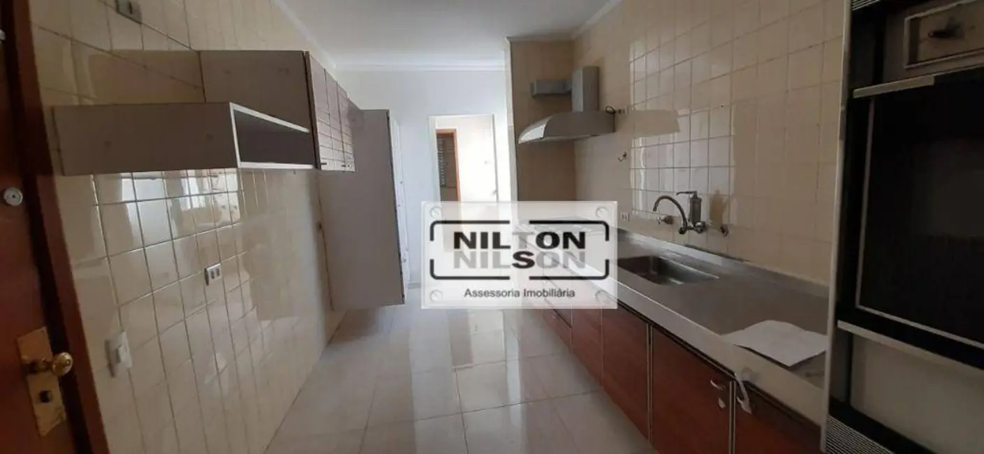 Apartamento com 3 quartos para alugar, 135m2 em Vila Itapura, Campinas - SP - imagem 9 Foto 9 de Apartamento com 3 quartos para alugar, 135m2 em Vila Itapura, Campinas - SP