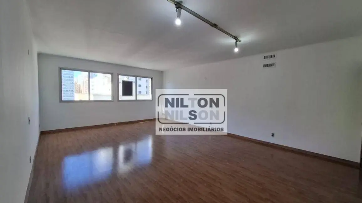 Foto 5 de Apartamento com 3 quartos à venda em Vila Itapura, Campinas - SP