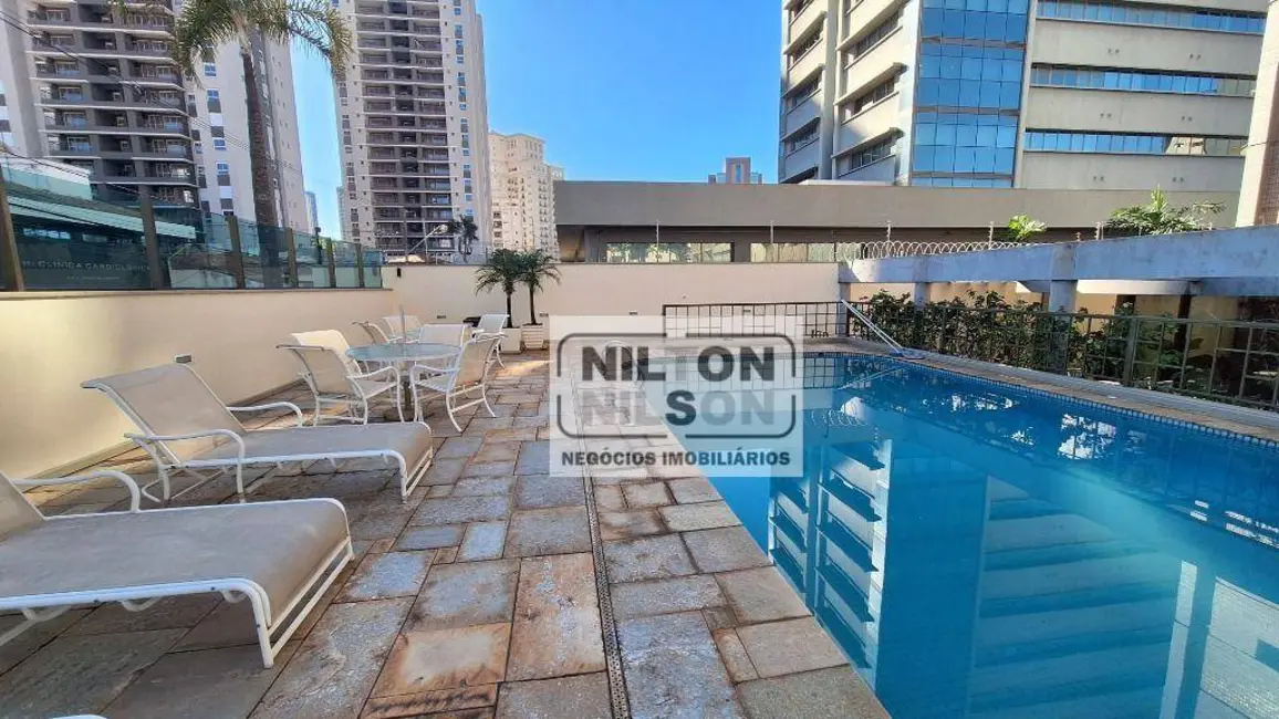 Apartamento com 3 quartos para alugar, 212m2 em Cambuí, Campinas - SP - imagem 4 Foto 4 de Apartamento com 3 quartos para alugar, 212m2 em Cambuí, Campinas - SP