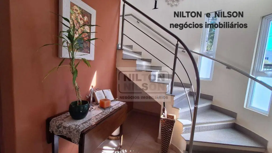 Casa com 5 quartos à venda, 178m2 em Cambuí, Campinas - SP - imagem 1 Foto 1 de Casa com 5 quartos à venda, 178m2 em Cambuí, Campinas - SP