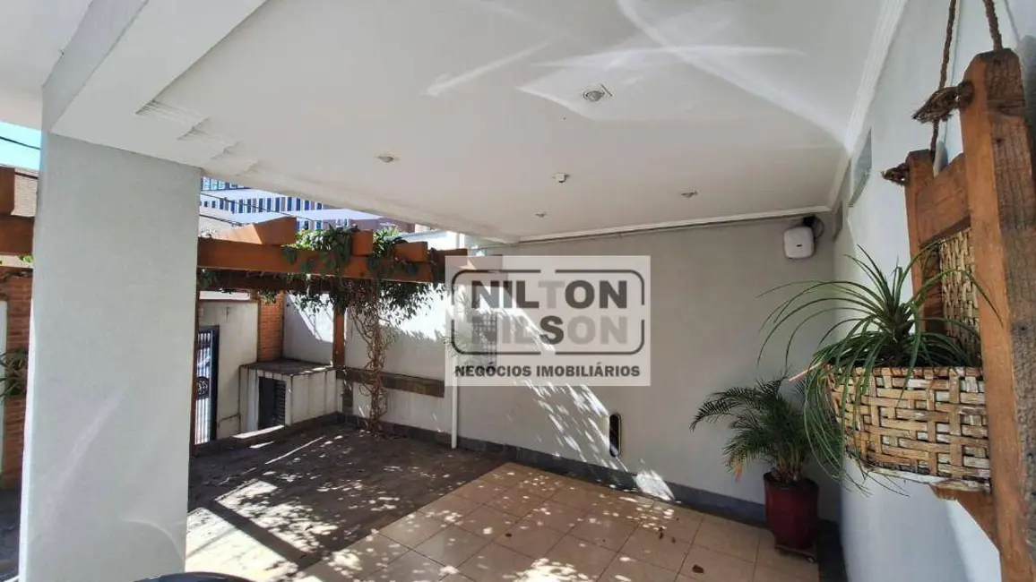 Casa com 5 quartos à venda, 178m2 em Cambuí, Campinas - SP - imagem 6 Foto 6 de Casa com 5 quartos à venda, 178m2 em Cambuí, Campinas - SP