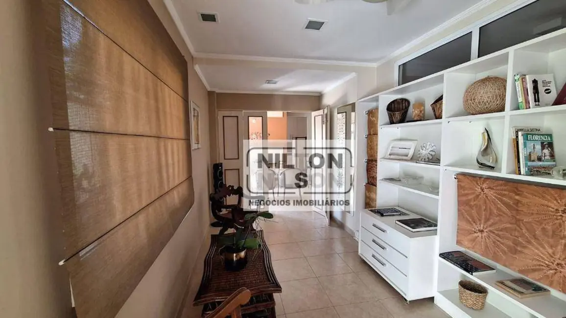 Foto 2 de Casa com 3 quartos à venda, 178m2 em Cambuí, Campinas - SP