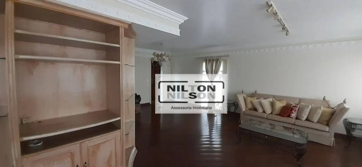 Apartamento com 3 quartos para alugar, 212m2 em Cambuí, Campinas - SP - imagem 6 Foto 6 de Apartamento com 3 quartos para alugar, 212m2 em Cambuí, Campinas - SP
