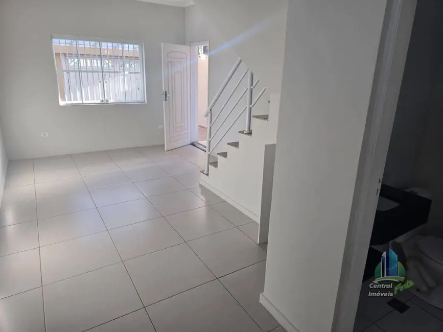 Sobrado com 2 quartos à venda, 150m2 em Praia Grande - SP - imagem 9 Foto 9 de Sobrado com 2 quartos à venda, 150m2 em Praia Grande - SP