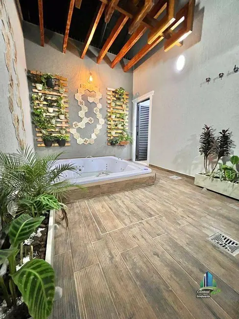 Foto 6 de Casa com 3 quartos à venda, 150m2 em Praia Grande - SP