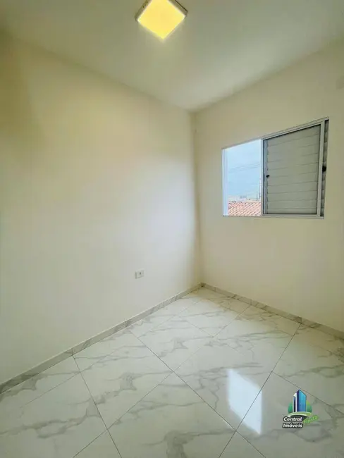 Foto 2 de Sobrado com 2 quartos à venda, 50m2 em Praia Grande - SP