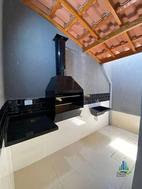 Foto 1 de Sobrado com 2 quartos à venda, 50m2 em Praia Grande - SP