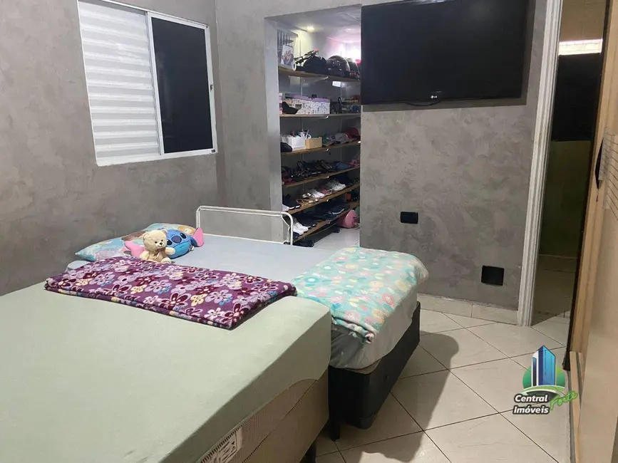 Foto 2 de Casa com 2 quartos à venda, 195m2 em Praia Grande - SP