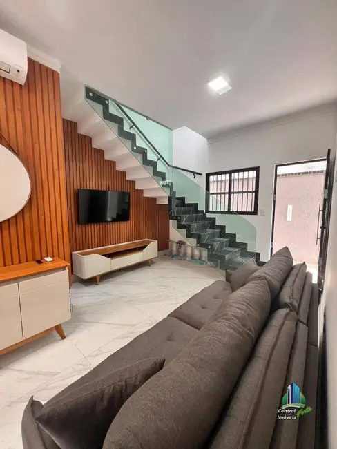 Foto 3 de Casa de Condomínio com 2 quartos à venda, 600m2 em Maracanã, Praia Grande - SP