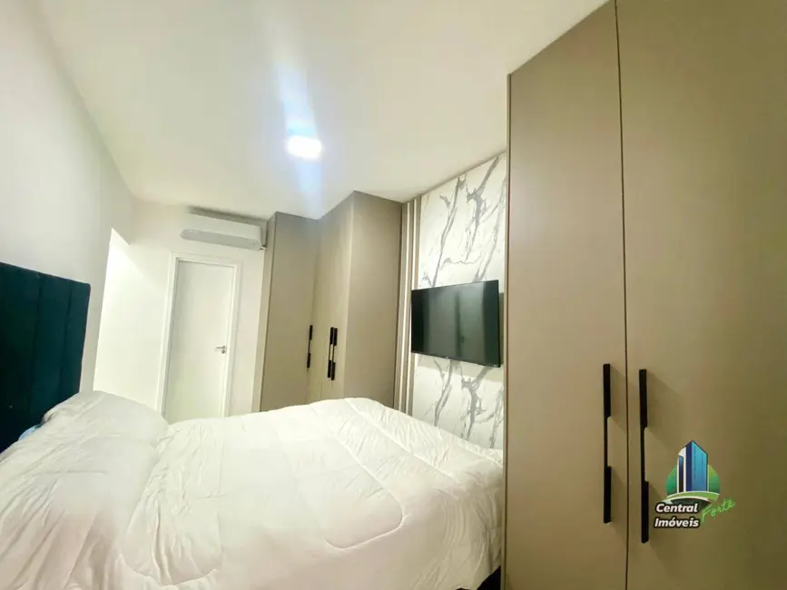 Foto 8 de Apartamento com 2 quartos à venda, 68m2 em Aviação, Praia Grande - SP